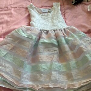 Girls dress